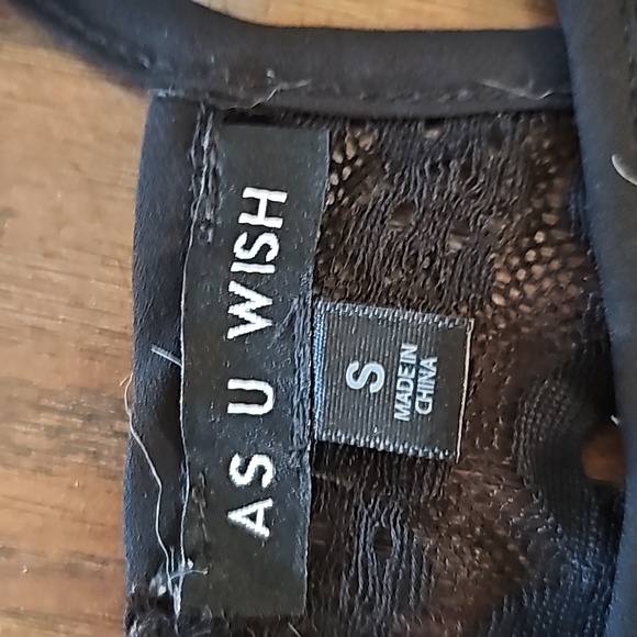 Dress - Picture 2 of 3